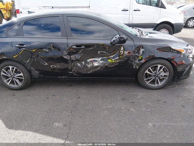 3KPF24AD7RE801509 KIA Forte Lxs