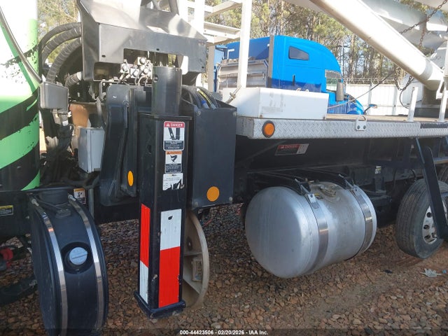 Продажа на аукционе авто 2018 Peterbilt 365, vin: 1NPSXJTX4JD481456, номер лота: 44423506