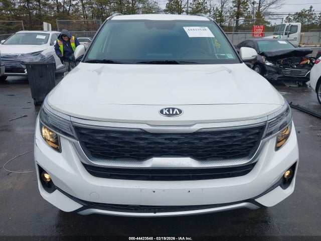 Продажа на аукционе авто 2021 Kia Seltos Ex, vin: KNDERCAA4M7119462, номер лота: 44423548