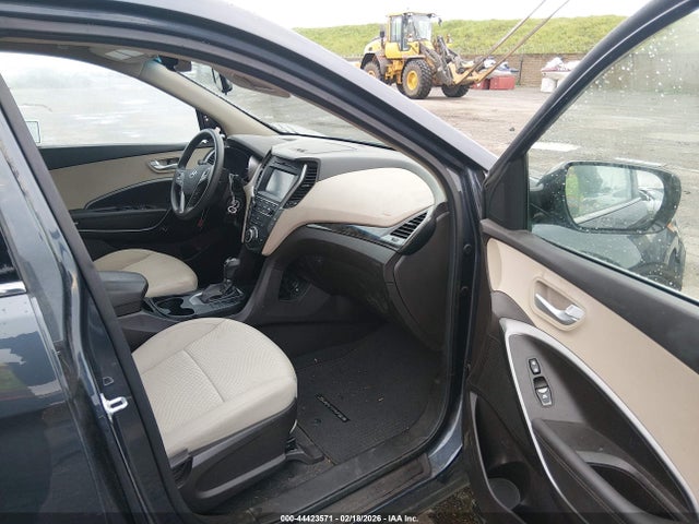 5NMZU3LB8HH021457 Hyundai Santa Fe Sport 2.4l