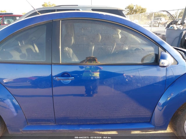 44423575 :رقم المزاد ، 3VWPG31C18M503238 vin ، 2008 Volkswagen New Beetle S مزاد بيع