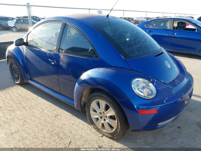 44423575 :رقم المزاد ، 3VWPG31C18M503238 vin ، 2008 Volkswagen New Beetle S مزاد بيع