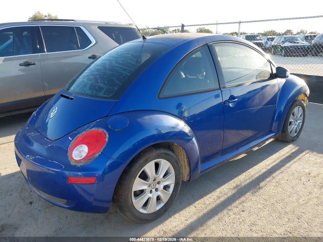 44423575 :رقم المزاد ، 3VWPG31C18M503238 vin ، 2008 Volkswagen New Beetle S مزاد بيع