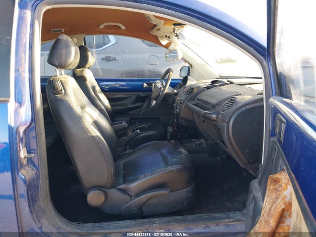 44423575 :رقم المزاد ، 3VWPG31C18M503238 vin ، 2008 Volkswagen New Beetle S مزاد بيع