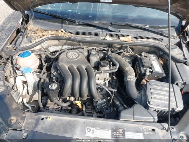 3VW1K7AJ7EM209736 Volkswagen Jetta 2.0l S
