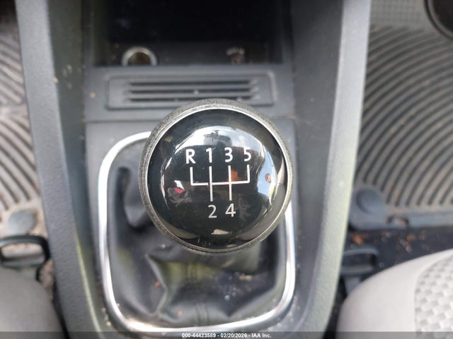 3VW1K7AJ7EM209736 Volkswagen Jetta 2.0l S