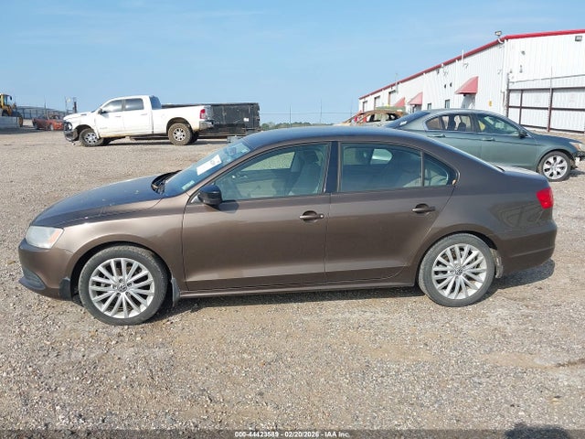 3VW1K7AJ7EM209736 Volkswagen Jetta 2.0l S