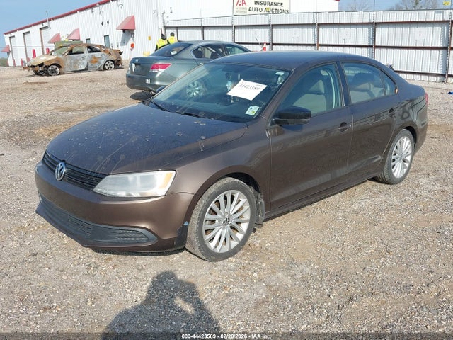 3VW1K7AJ7EM209736 Volkswagen Jetta 2.0l S