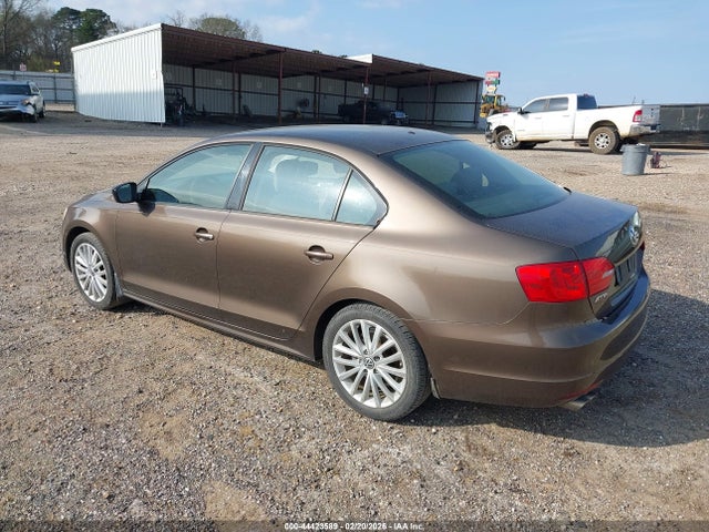3VW1K7AJ7EM209736 Volkswagen Jetta 2.0l S
