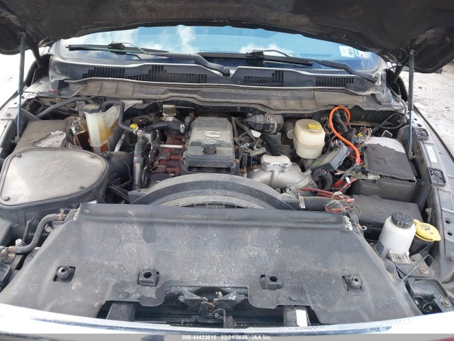 44423610 :رقم المزاد ، 3C6UR5HL5DG546191 vin ، 2013 Ram 2500 Tradesman مزاد بيع