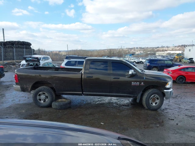 44423610 :رقم المزاد ، 3C6UR5HL5DG546191 vin ، 2013 Ram 2500 Tradesman مزاد بيع