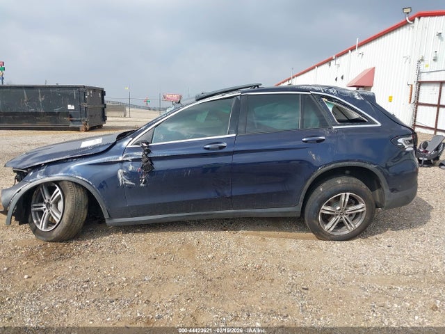 44423621 :رقم المزاد ، W1N0G8DB8NG084615 vin ، 2022 Mercedes-benz Glc 300 Suv مزاد بيع