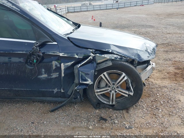 44423621 :رقم المزاد ، W1N0G8DB8NG084615 vin ، 2022 Mercedes-benz Glc 300 Suv مزاد بيع