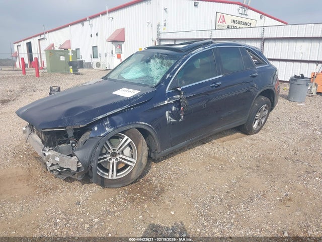 44423621 :رقم المزاد ، W1N0G8DB8NG084615 vin ، 2022 Mercedes-benz Glc 300 Suv مزاد بيع