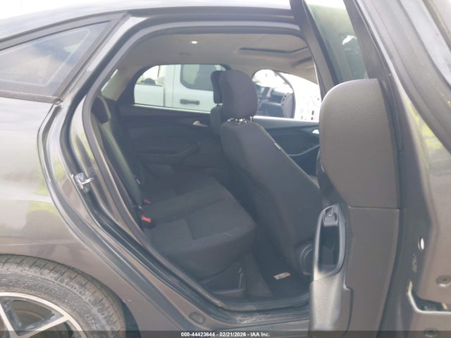 Ford FOCUS SEL 2017 1FADP3H2XHL249149 Image 8