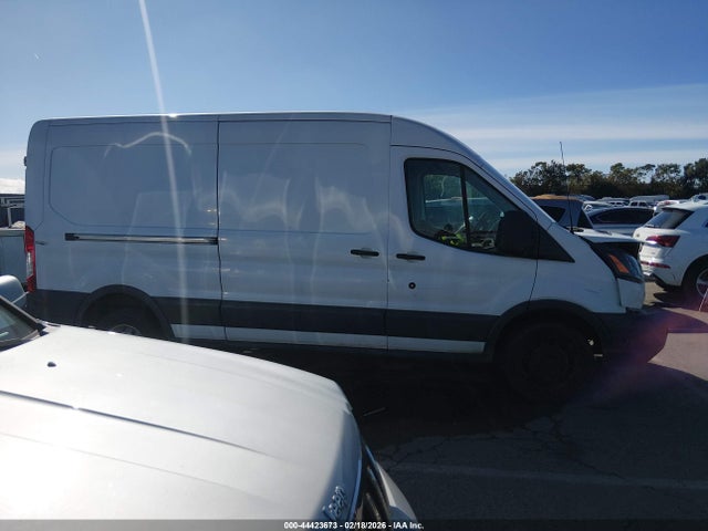 Ford Transit-250 2018 1FTYR2CG2JKB25018 Image 13