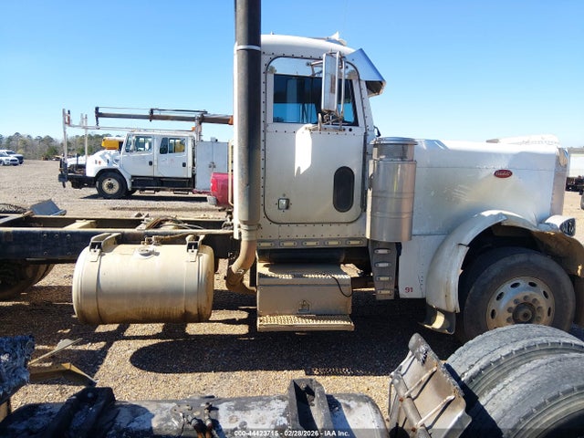 1991 Peterbilt 379 მანქანა იყიდება აუქციონზე, vin: 1XP5DB9X3MD305768, აუქციონის ნომერი: 44423715