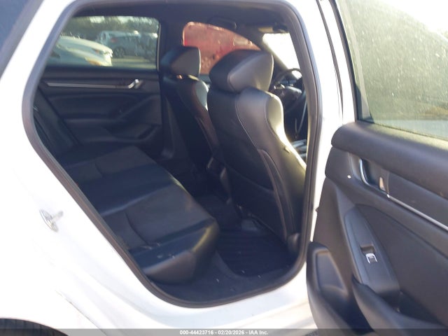 1HGCV1F35JA184645 Honda Accord Sport