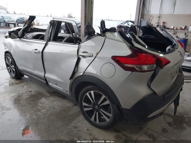 Nissan KICKS SR 2019 3N1CP5CU9KL521991 Image 3