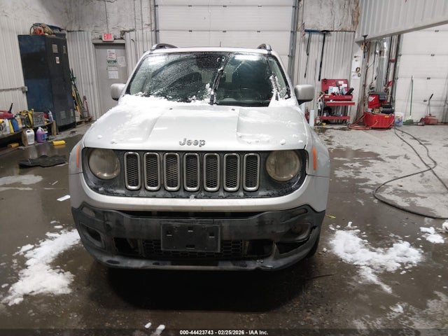 Jeep Renegade Latitude 4x4 2017 ZACCJBBB4HPF70884 Image 12
