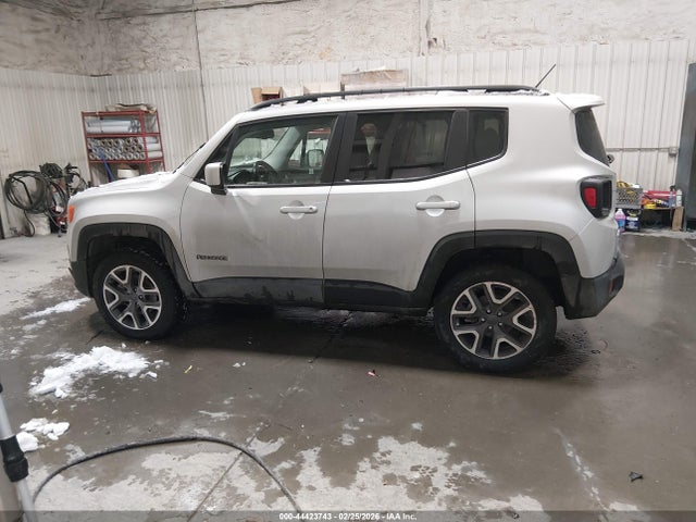 Jeep Renegade Latitude 4x4 2017 ZACCJBBB4HPF70884 Image 14