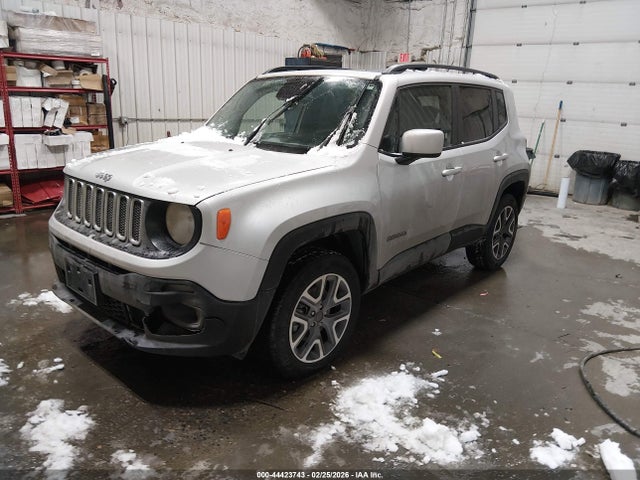 Jeep Renegade Latitude 4x4 2017 ZACCJBBB4HPF70884 Image 2