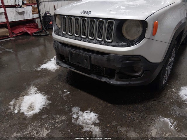Jeep Renegade Latitude 4x4 2017 ZACCJBBB4HPF70884 Image 6