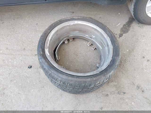 WDDKJ5KB8EF273053 Mercedes-Benz E 350