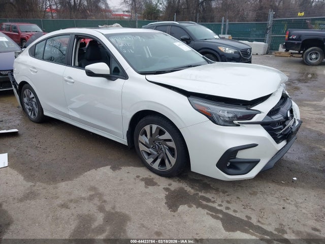 Продажа на аукционе авто 2023 Subaru Legacy Limited, vin: 4S3BWAN67P3017624, номер лота: 44423784