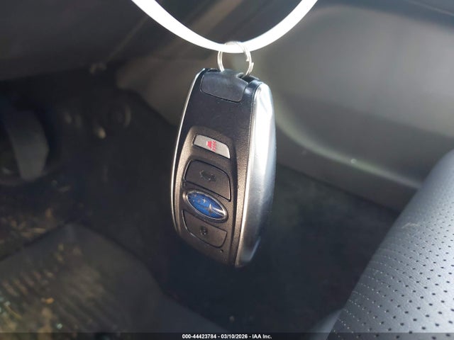 Продажа на аукционе авто 2023 Subaru Legacy Limited, vin: 4S3BWAN67P3017624, номер лота: 44423784