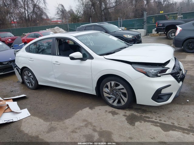 Продажа на аукционе авто 2023 Subaru Legacy Limited, vin: 4S3BWAN67P3017624, номер лота: 44423784