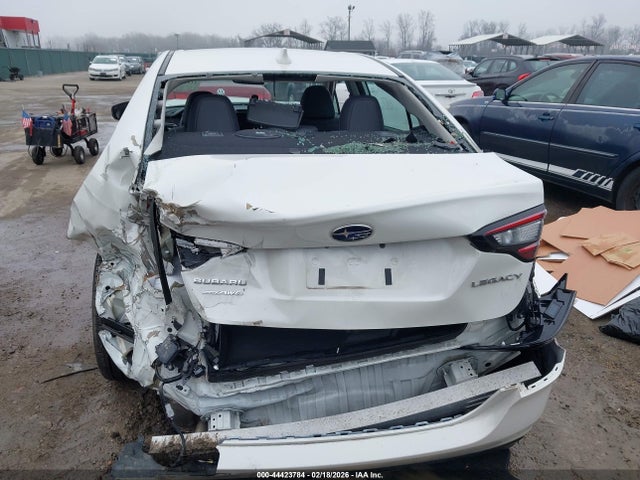 Продажа на аукционе авто 2023 Subaru Legacy Limited, vin: 4S3BWAN67P3017624, номер лота: 44423784