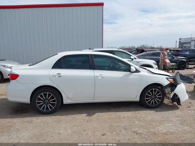44423810 :رقم المزاد ، 5YFBU4EE5DP146317 vin ، 2013 Toyota Corolla Le مزاد بيع