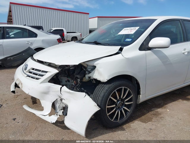 44423810 :رقم المزاد ، 5YFBU4EE5DP146317 vin ، 2013 Toyota Corolla Le مزاد بيع