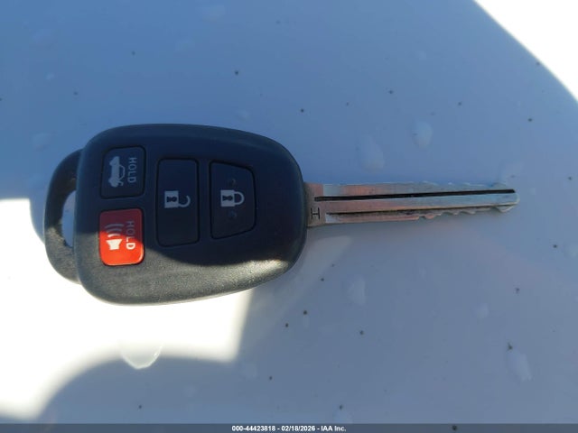 5YFBURHE7FP258063 Toyota Corolla S Plus