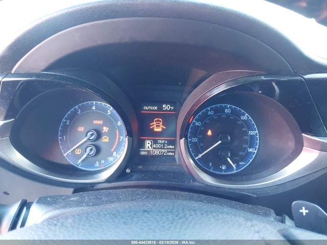 5YFBURHE7FP258063 Toyota Corolla S Plus