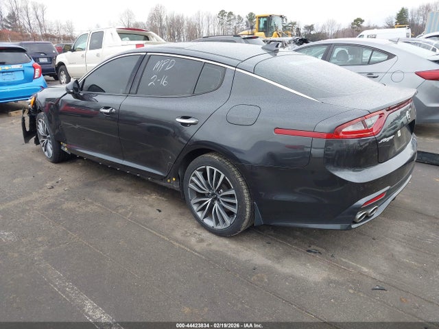 2019 KIA STINGER KNAE25LAXK6053836 Photo 2