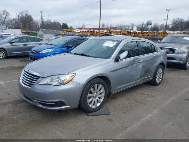 44423838 :رقم المزاد ، 1C3CCBBG0EN113844 vin ، 2014 Chrysler 200 Touring مزاد بيع