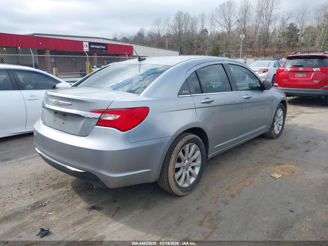 44423838 :رقم المزاد ، 1C3CCBBG0EN113844 vin ، 2014 Chrysler 200 Touring مزاد بيع