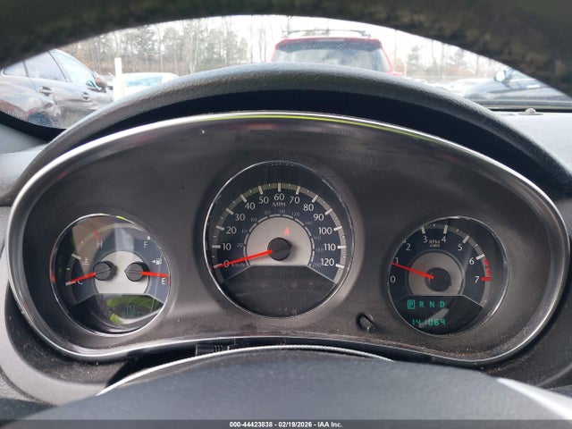 44423838 :رقم المزاد ، 1C3CCBBG0EN113844 vin ، 2014 Chrysler 200 Touring مزاد بيع