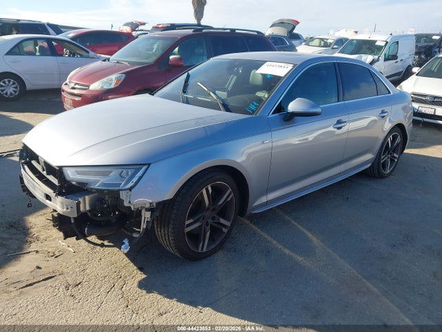 2018 AUDI A4 WAULMAF48JA042054 Photo 1