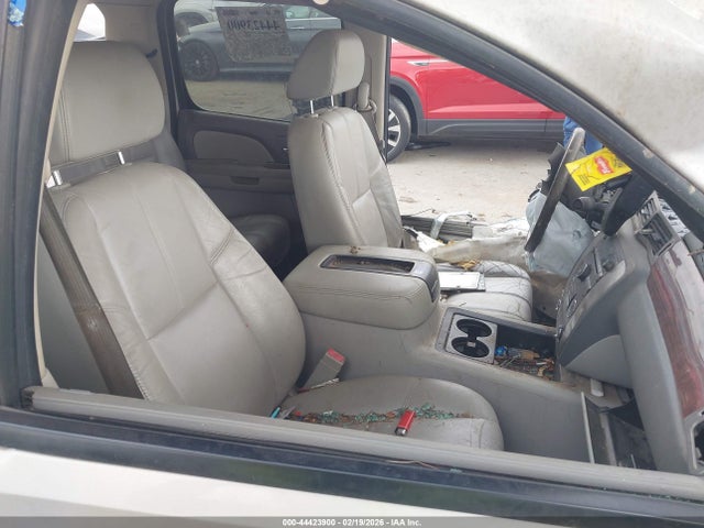 44423900 :رقم المزاد ، 1GKFC360X9J107952 vin ، 2009 Gmc Yukon Xl 1500 Slt1 مزاد بيع