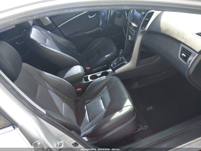 Продаж на аукціоні авто 2017 Hyundai Elantra Gt, vin: KMHD35LH0HU358318, номер лоту: 44423916