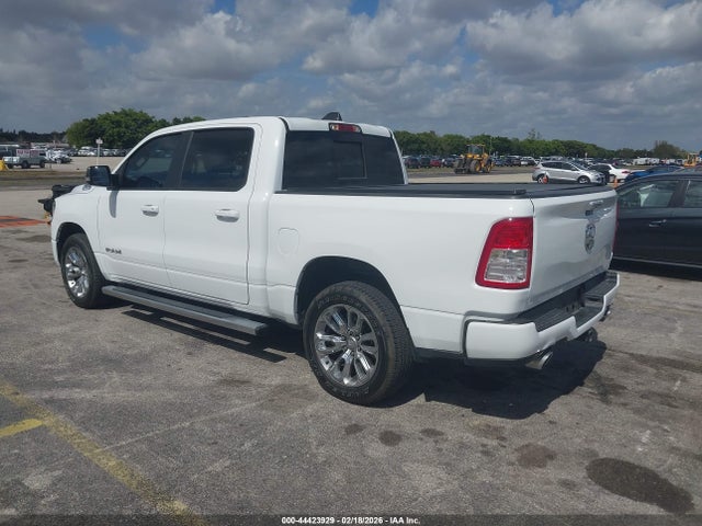 2021 RAM 1500 1C6SRFFTXMN744336 Photo 2