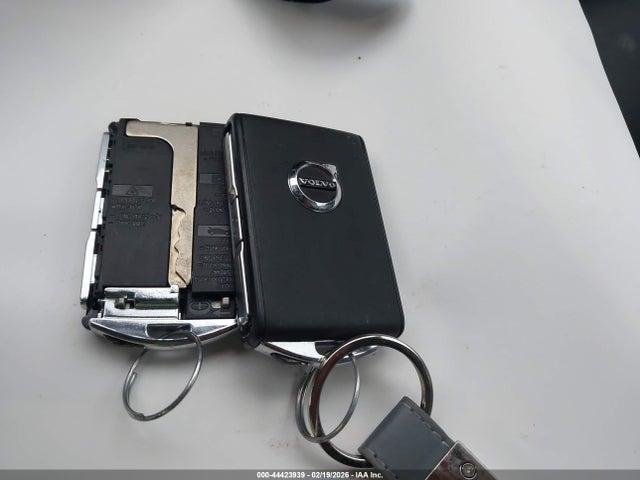 2020 VOLVO S60 7JR102FK0LG047888 Photo 10