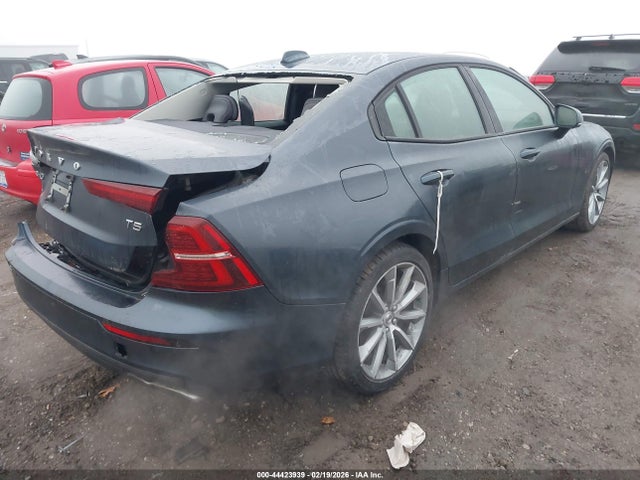 2020 VOLVO S60 7JR102FK0LG047888 Photo 3