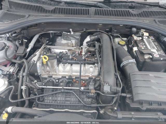 44423940 :رقم المزاد ، 3VWC57BU4MM101162 vin ، 2021 Volkswagen Jetta 1.4t R-line/1.4t S/1.4t Se مزاد بيع