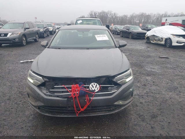 44423940 :رقم المزاد ، 3VWC57BU4MM101162 vin ، 2021 Volkswagen Jetta 1.4t R-line/1.4t S/1.4t Se مزاد بيع