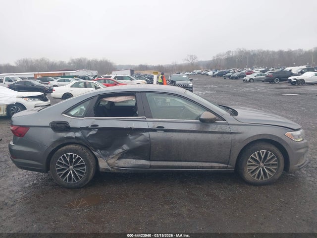 44423940 :رقم المزاد ، 3VWC57BU4MM101162 vin ، 2021 Volkswagen Jetta 1.4t R-line/1.4t S/1.4t Se مزاد بيع