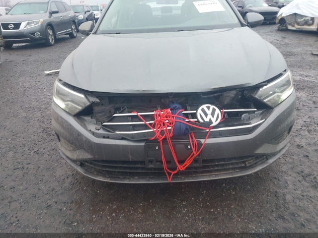 44423940 :رقم المزاد ، 3VWC57BU4MM101162 vin ، 2021 Volkswagen Jetta 1.4t R-line/1.4t S/1.4t Se مزاد بيع